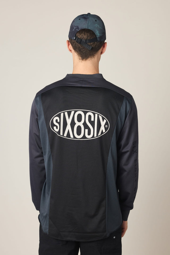 686 Men's 92 Turbo LS Tech Tee — BLACK (vista 2)