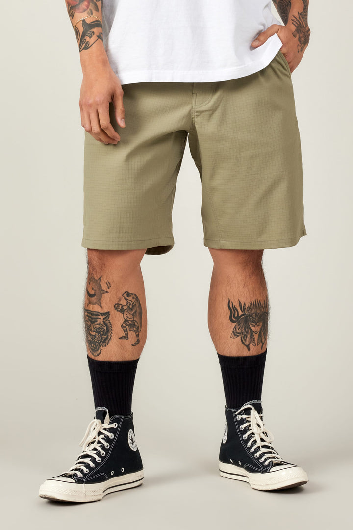 686 Men's Everywhere® Ripstop Short - Relaxed Fit — SAGE (vista 2)