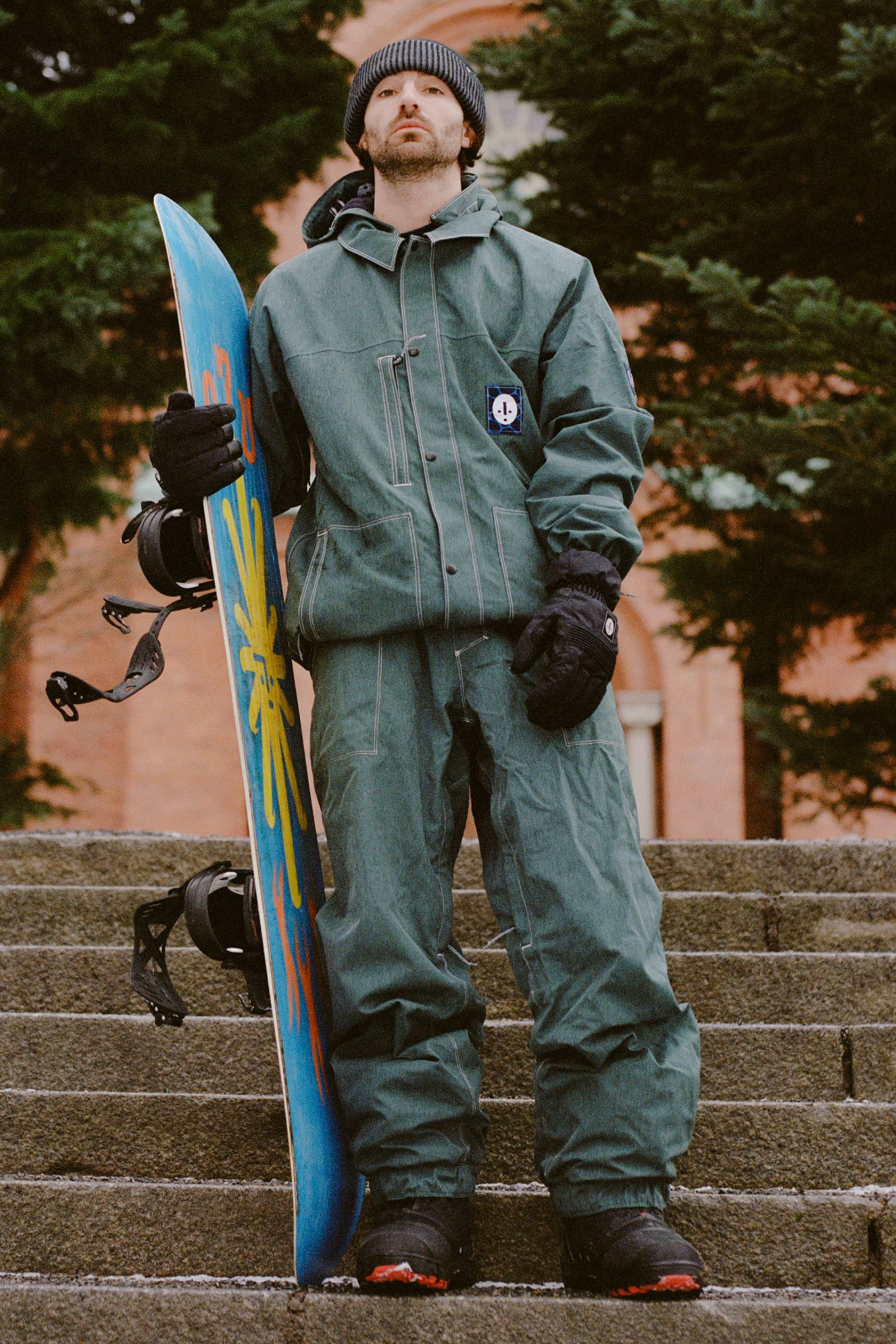 686 deals “denim” snowboarding pants