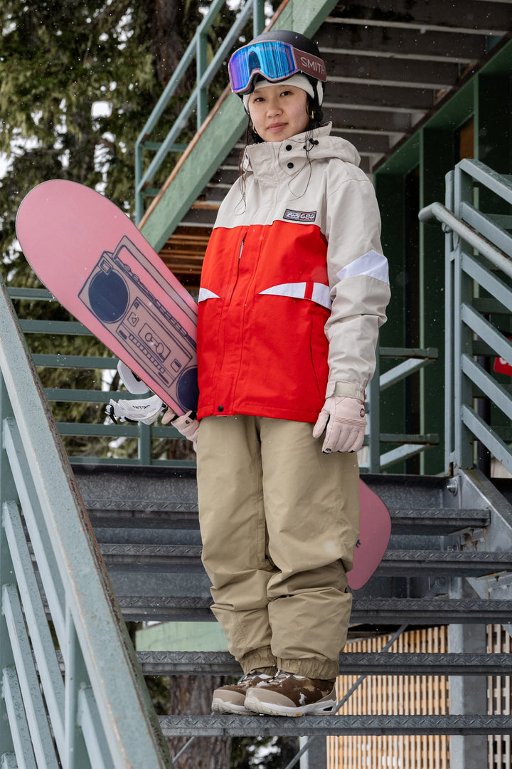 686 Women's GORE-TEX® Outline™ Pant — KHAKI (vista 2)