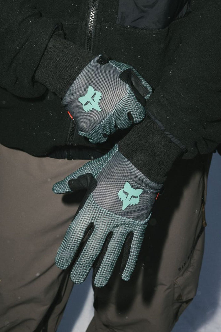 686 Men's Hold Up Pipe Glove — FOX PALE FIRN